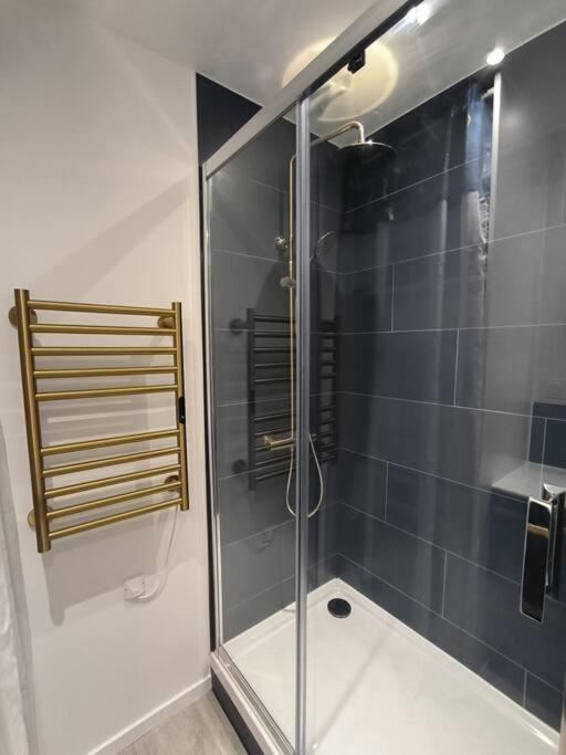 Appartement T2 -55M2- Elegant Et Chaleureux à Montbrison Extérieur photo