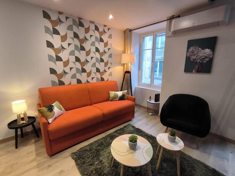 Appartement T2 -55M2- Elegant Et Chaleureux à Montbrison Extérieur photo