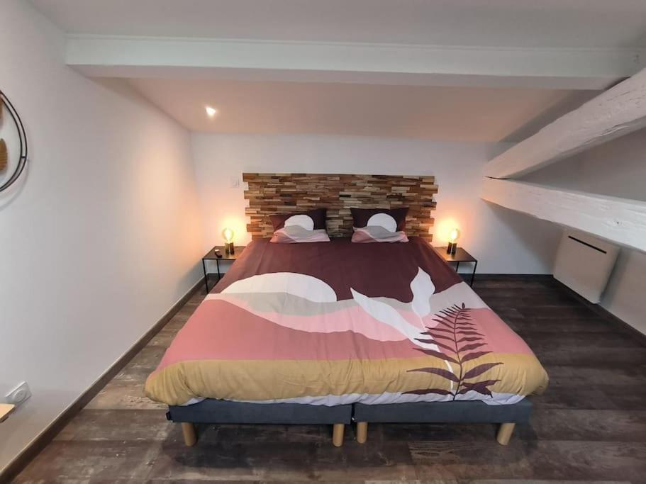 Appartement T2 -55M2- Elegant Et Chaleureux à Montbrison Extérieur photo