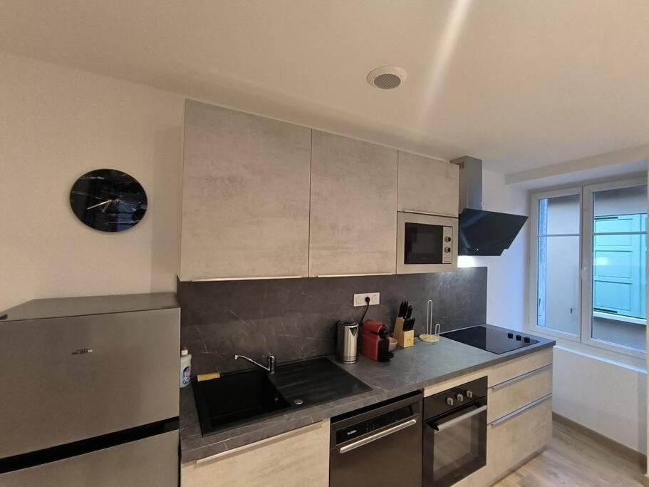 Appartement T2 -55M2- Elegant Et Chaleureux à Montbrison Extérieur photo