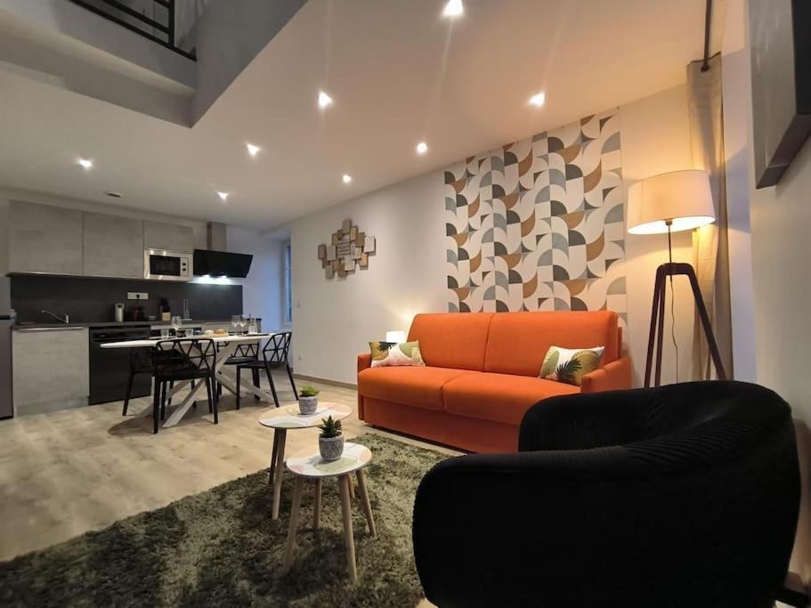 Appartement T2 -55M2- Elegant Et Chaleureux à Montbrison Extérieur photo